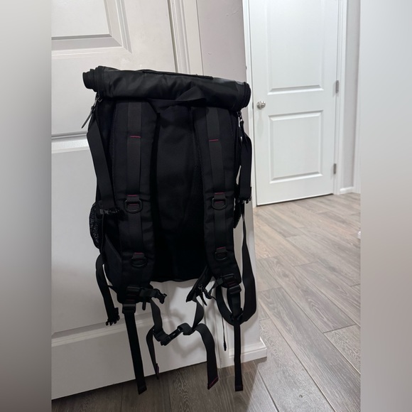 NWT KAKA Travel Backpack - Picture 2 of 5